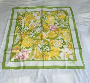 Avon Vintage 70’s Burst Of Spring Scarf Floral - Signed S M Kent - 27” x 27” - Bild 1 von 9