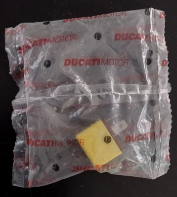 Interruptor de encendido relé Omron 40A 5 pines Ducati Monster ST4 748 851 916 996 NOS OEM Foto 1 de 4