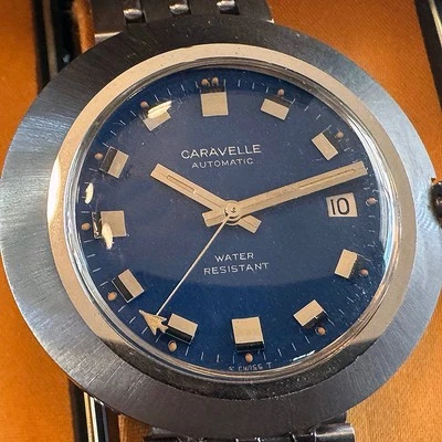 RARE New 1971 Bulova Caravelle Auto Watch: Asymmetric Case; Jet Plane Hand; Box - Image 1 of 4