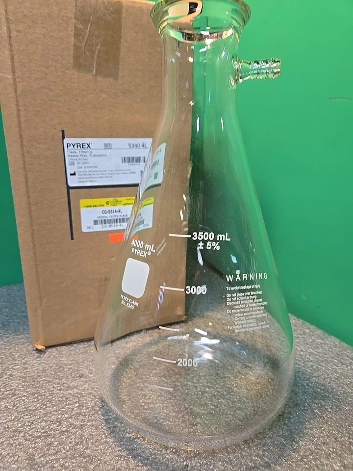 Pyrex 5340-4L 4000mL Filtering Flask with Sidearm Tubulation