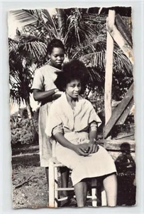 Haiti - The hairdresser - Ed. Missions Monfortaines 4 - Picture 1 of 2