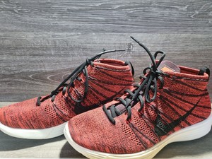 nike flyknit chukka boot