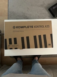 native instruments komplete kontrol a25 - Bild 1 von 4