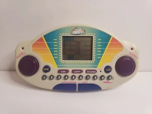 Tiger Electronic LCD Game Family Feud 1997 Hand Held Game No Question Book - Picture 1 of 4