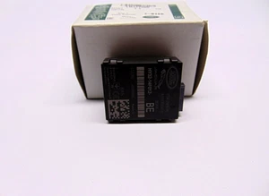 LR RANGE ROVER VELAR L560 Tire Pressure Control Module LR124830 NEW GENUINE - Picture 1 of 4