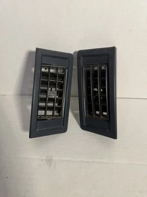 1986-1993 Chevy S10 Dash Air Vent Pair GMC Sonoma S15 Driver & Passenger OEM✅✅ - Image 1 of 4