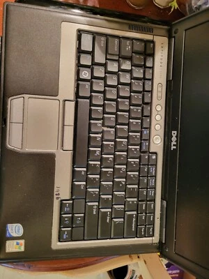 Dell Latitude D630 14.1in. (80GB, Intel Core 2 Duo, 2.2GHz, 2GB) Notebook/Laptop - Image 1 of 4