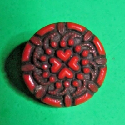 Vtg 1990s CAROL LITTLE 5/8" BUFFED RED HEARTS BLACK PLASTIC SHANK BUTTON-6/39 - Image 1 of 2
