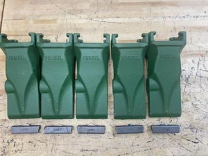5-pk FITS V33SYL V33 33SYL V Style Bucket Digging Teeth W/ 33PN V33PN Flex Pins - Picture 1 of 2