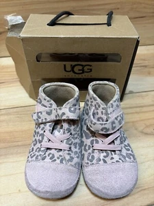 UGG infant boots Cassie Leopard pink childs size 4 UK boxed sh7 - Picture 1 of 7