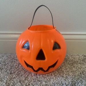 VTG 1980 Carolina Ent. Pumpkin Jack-O-Lantern Blow Mold Halloween Candy Bucket - Picture 1 of 2