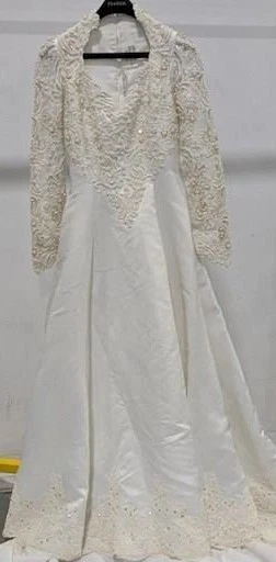 Vintage Mary's White Long Sleeve Wedding Dress Ball Gown Pearls Sequins Sz 10 - Image 1 of 4