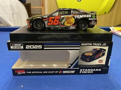 Bajo Martin Truex Jr #56 2025 Pro Shops Tricon Garage Toyota 1/24 NASCAR diecast Foto 1 de 4