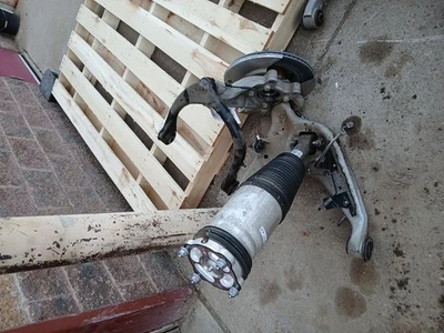 GMC Hummer EV 2025 suspensión trasera 3037865 Foto 1 de 4