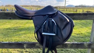 Voltaire Lexington Pro Mono flap close contact jumping saddle 17.5" in Brown - Picture 1 of 8