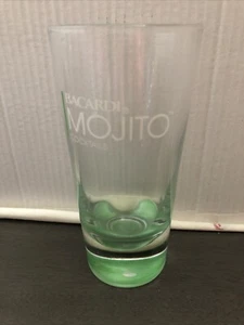 Bacardi Rum Mojito Cocktail Longdrinkgläser Bargeschirr leuchtend grüner Boden - Bild 1 von 6