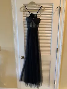 Stunning Windsor NEW (w/ tag) black, long maxi prom/winter formal, chain straps - Picture 1 of 8