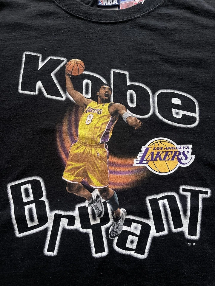 2001-2002 Kobe Bryant #8 Vintage Tee - XXL - Image 1 of 4