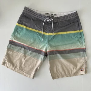 Billabong Boardshorts Recycler Lo Tides Men's Size 34 Good Cond Free Postage - Bild 1 von 10