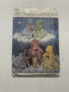 Simplicity Crafts 7187 Sewing Pattern Dolls - Picture 1 of 2