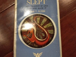 While You Slept - Tragedy of Asia by John T. Fylnn (1951, Paperback) - Foto 1 di 1