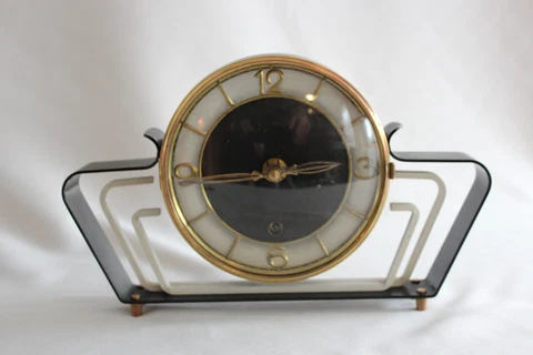 vintage DESIGN table clock 1960 JUNGHANS Pop Art Cover