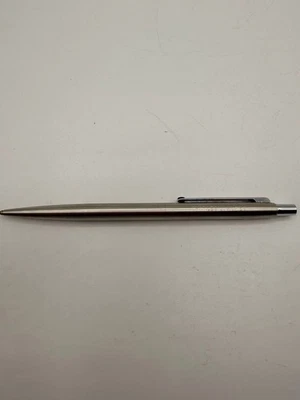 Caneta esferográfica Montblanc Meisterstück platina clássica autêntica - Imagem 1 de 4