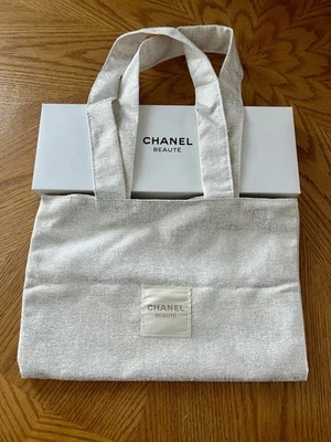 Auténtico Bolso de Mano Chanel Beaute Oro Blanco 13"x 17" Holiday Limited CAJA NUEVA Foto 1 de 4