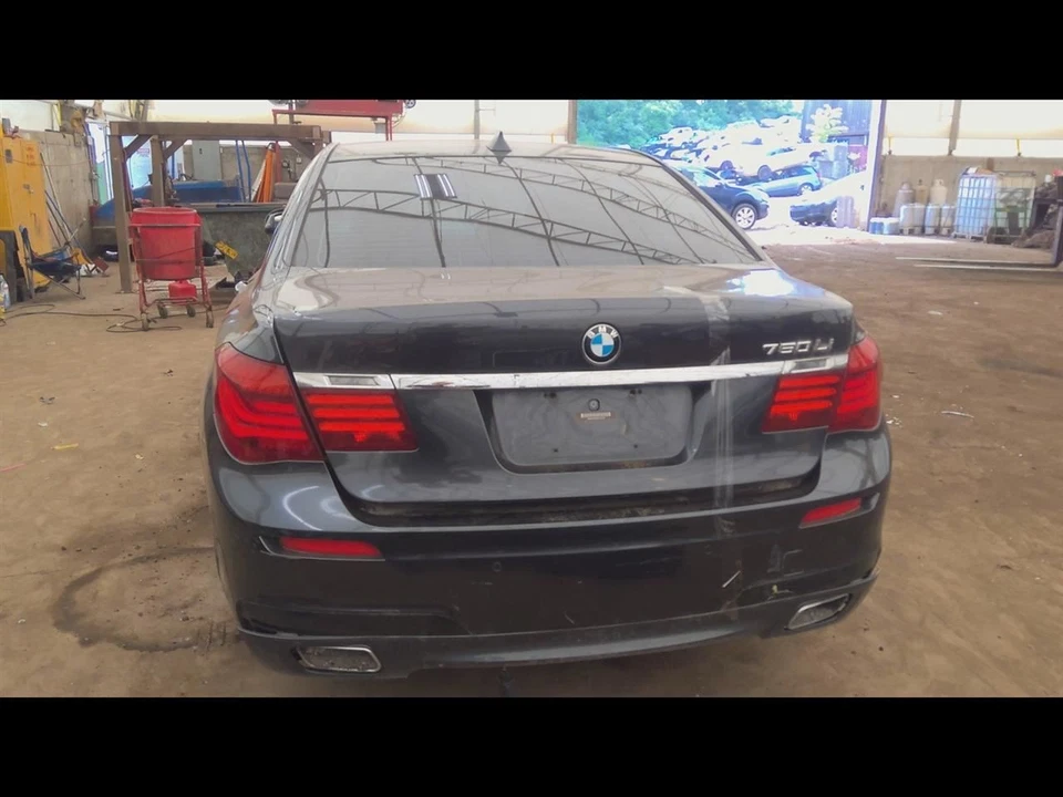 Engine 4.4L Twin Turbo RWD Thru 10/31/15 Fits 13-16 BMW 650i 6691061 - Image 1 of 4