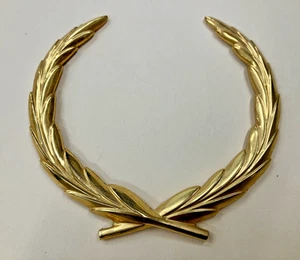 Emblema de maletero Cadillac Laurel Wreath OEM - Imagen 1 de 6