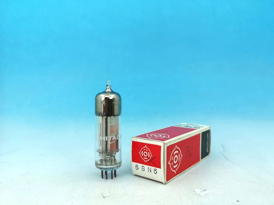 1 X 6BN6 HITACHI 6BA6 6KS6 3GK5 4EJ7 6BQ7A Aspirapolvere NOS SCATOLA TUBI x - Immagine 1 di 1