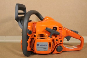 Husqvarna 440  18" Bar 40.9cc 2.4HP 2 Cycle Gas Chainsaw SDP1034