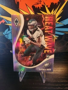 2021 Panini Phoenix - Heat Wave Devonta Smith #19 (RC) - Picture 1 of 2