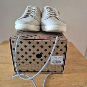 Frankie 4 Tabatha Canvas Sneakers Size 9 Comfort Casual Shoes - Picture 1 of 8