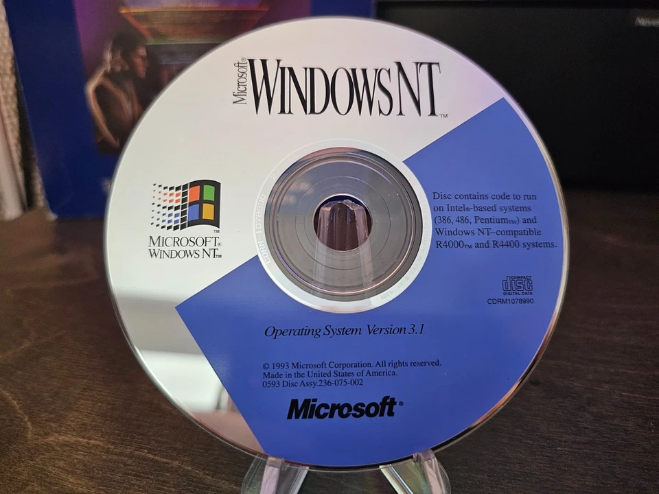 ULTRA RARE: Microsoft Windows NT 3.1 CD (Variant 1, no AXP)! [RTM, not Beta] - Image 1 of 1