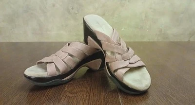 GH Bass & Co Sandals 7 1/2 M Myra Slide Straps Wedge Heels Faux Leather Coastal - Image 1 of 4