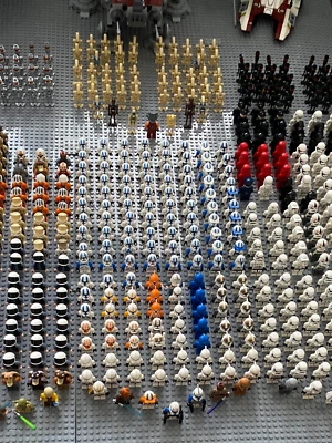 Lot of 2 Star Wars LEGO Minifigures Clone Trooper Stormtrooper Minifigs Gungan - Image 1 of 4