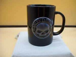 Taza de café negra de dos caras con logotipo de calavera elevada para motocicleta Harley Davidson 2012 - Imagen 1 de 8