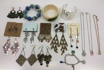 Lote de Joyas Mujeres Kenneth Cole Lucky Brand Forever 21 Collar Pendiente Plata Foto 1 de 4