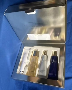 cle de peau Essential Radiance Set - Cleansing Foam, Protective Emulsion, Cotton - Picture 1 of 3