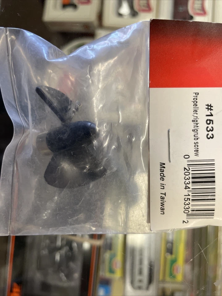 Traxxas Propeller, Right Grub Screw #1533 • - Image 1 of 1