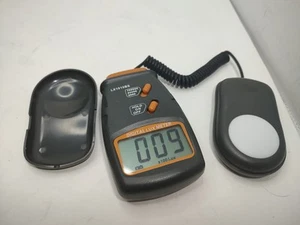 Digital Lux Meter Light Meter Lcd Lx1010bs - Picture 1 of 1