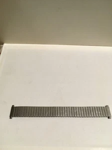 No Name Men's 16mm to 20mm Silver Stainless Steel Expansion  Watch Band, Used. - Imagen 1 de 2