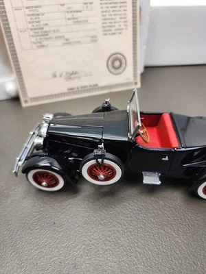 DANBURY MINT 1927 STUTZ BLACK HAWK CAR MODEL BLACK COLOR 1:24 DIE CAST MIB - Image 1 of 4