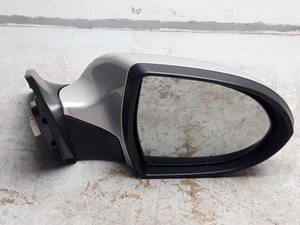 Kia Sportage 10-16 Jahre Mk3 O/S Außenspiegel Fahrerseite rechts silber 0000489013 - Bild 1 von 7