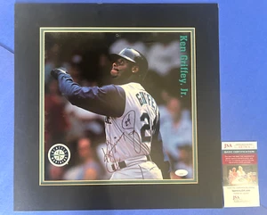 Ken Griffey Jr. Signed 12x12 Mounted Photo Size 16x16 Mariners JSA COA CE77074 - Picture 1 of 5