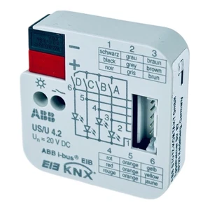 ABB US/U4.2 interfaccia universale / 4 scomparti / i-bus KNX / GHQ6310070R0111 - Foto 1 di 2