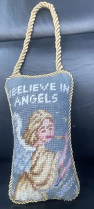 Nadelspitze Weihnachten Kissen Türhänger I Believe In Angels Goldkordel Vintage - Bild 1 von 6