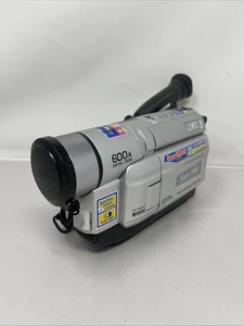 JVC GR-SXM540U Compact Super VHS Camcorder Parts or Repair - Picture 1 of 9