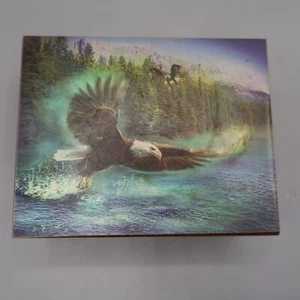 Vintage Cedar Wood Trinket Box Mountain Landscape Eagle Scene 4x3 - Picture 1 of 8
